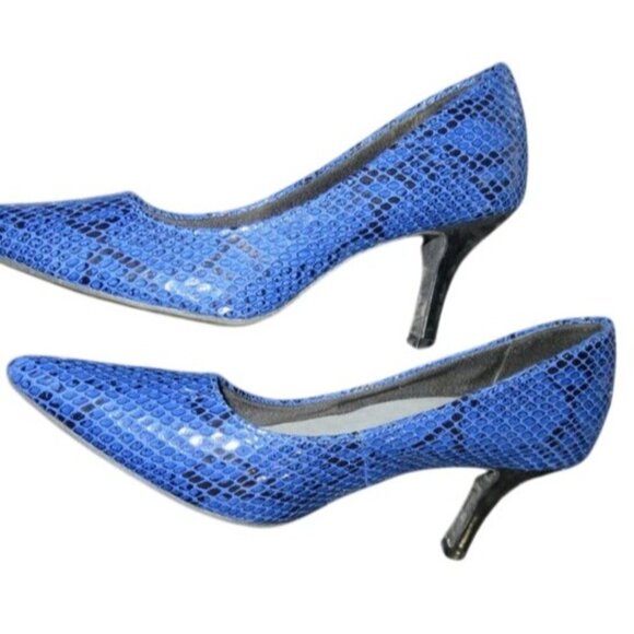 Christian Siriano Gorgeous Blue Python Snakeskin Embossed Italian Leather Pumps - Picture 6 of 13
